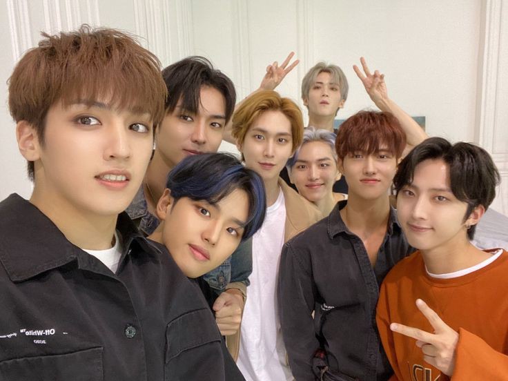 ― a thread of pentagon group selcas ♡