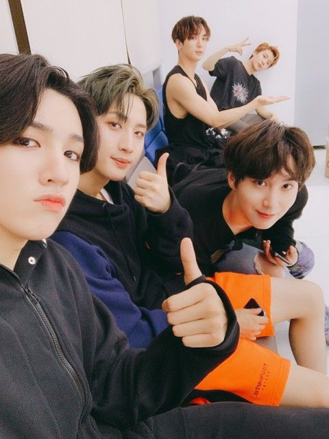 ― a thread of pentagon group selcas ♡