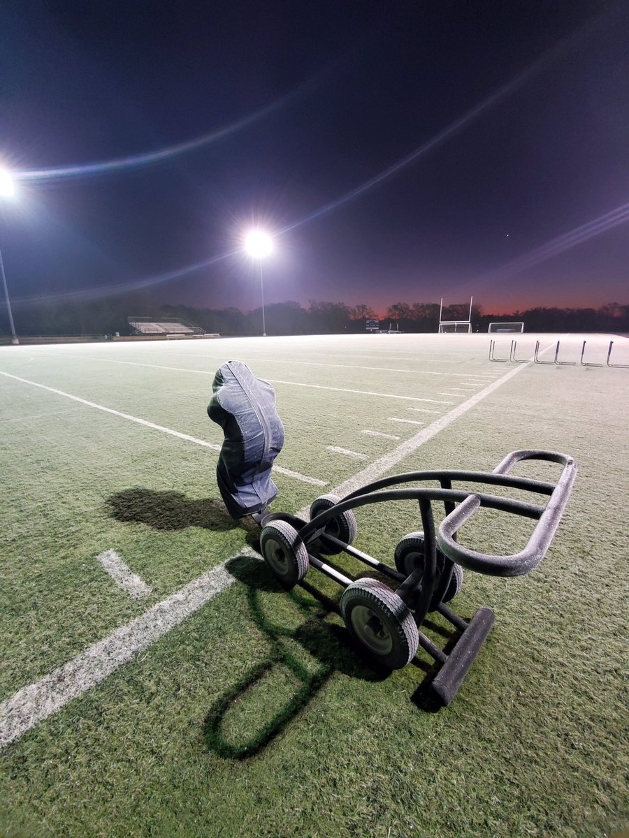 AllenAcademyFB's tweet photo. This is what happens when you practice football in late December.  Couldn’t ask for a better picture at Baker Field for the last practice of the season on a Thursday morning before state!

#RamTough///#WinTheDay///#RevengeTour///#BeatCOVID19 https://t.co/WJiAcXOkg2