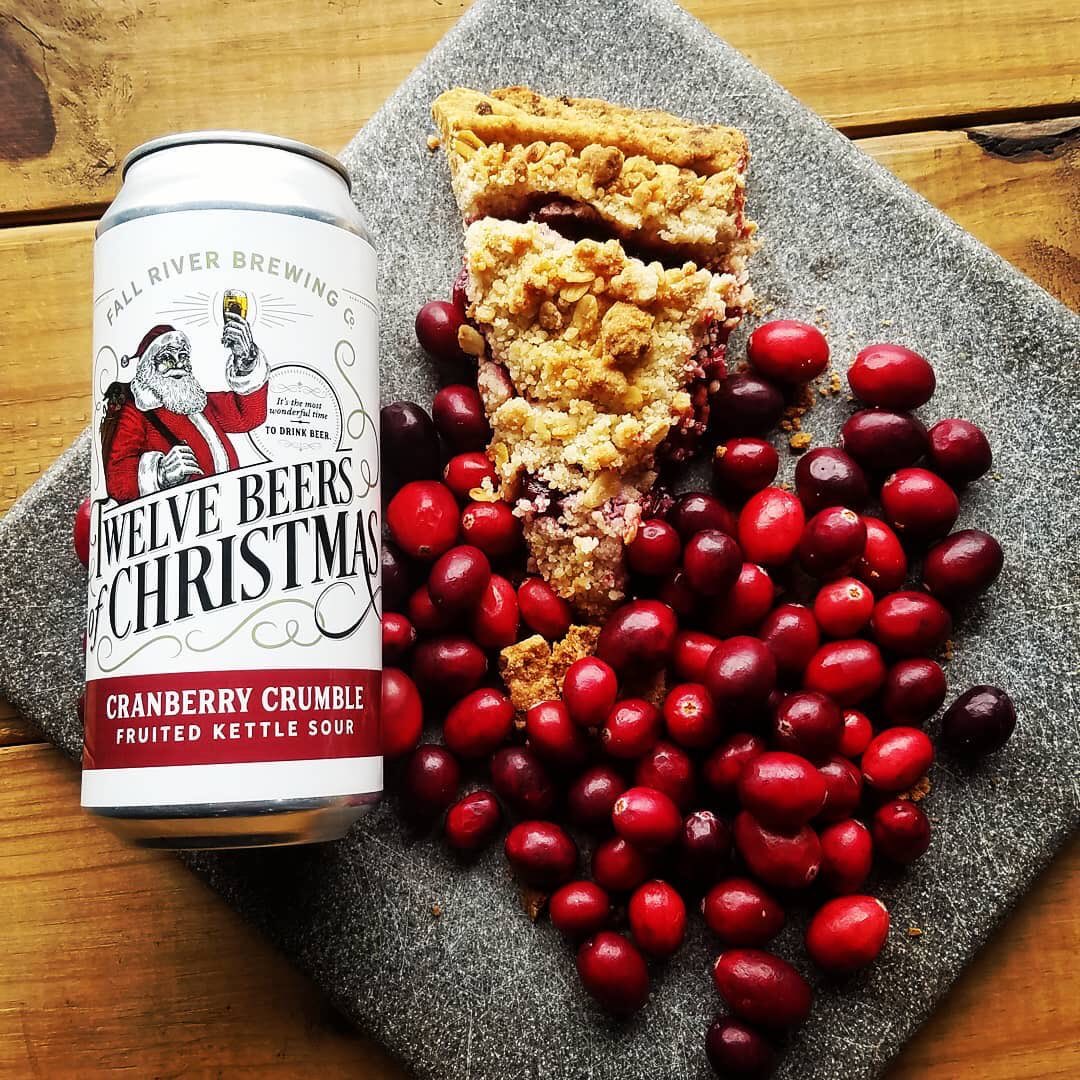 Cranberry Crumble (fruited kettle sour) from <a href="/fallriverbrew/">Fall River Brewing</a> 
.
#EatingNorCal #cranberrycrumble #beer #fruitedkettlesour #redding #eatlocal #drinklocal