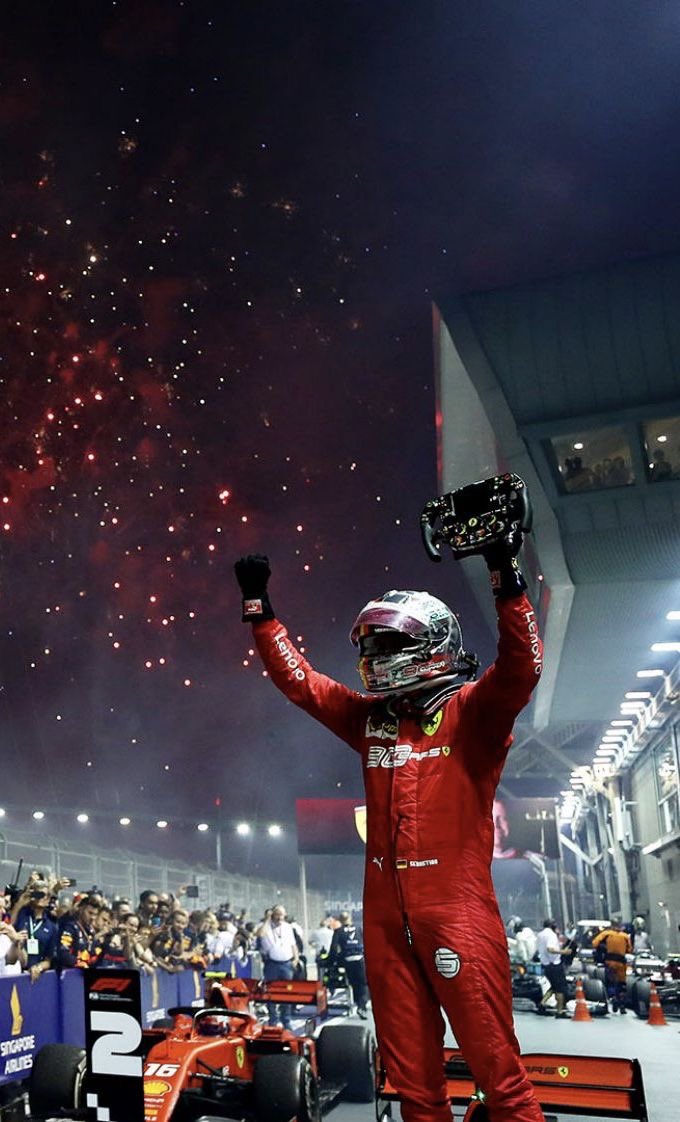 Adropof_Blue's tweet photo. ༄Per me rimarrai sempre speciale 
Il più speciale༄

Sebastian Vettel, pilota del cuore
✨❤️

#GrazieSeb #GrazieSeb5 https://t.co/t1006Tl6Po