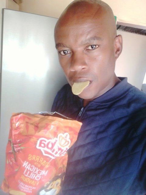 TshepoM61158154's tweet image. My all time favorite snack... Really love it 
Grrrrhh! 
#SoundsofFlavour