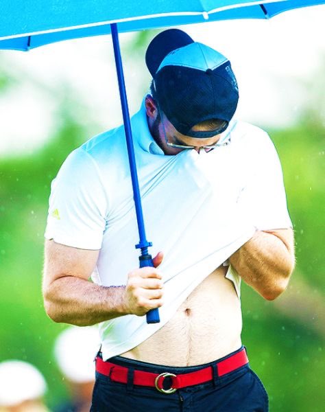 and finally, my favourite, ‘the famous red’ belt 