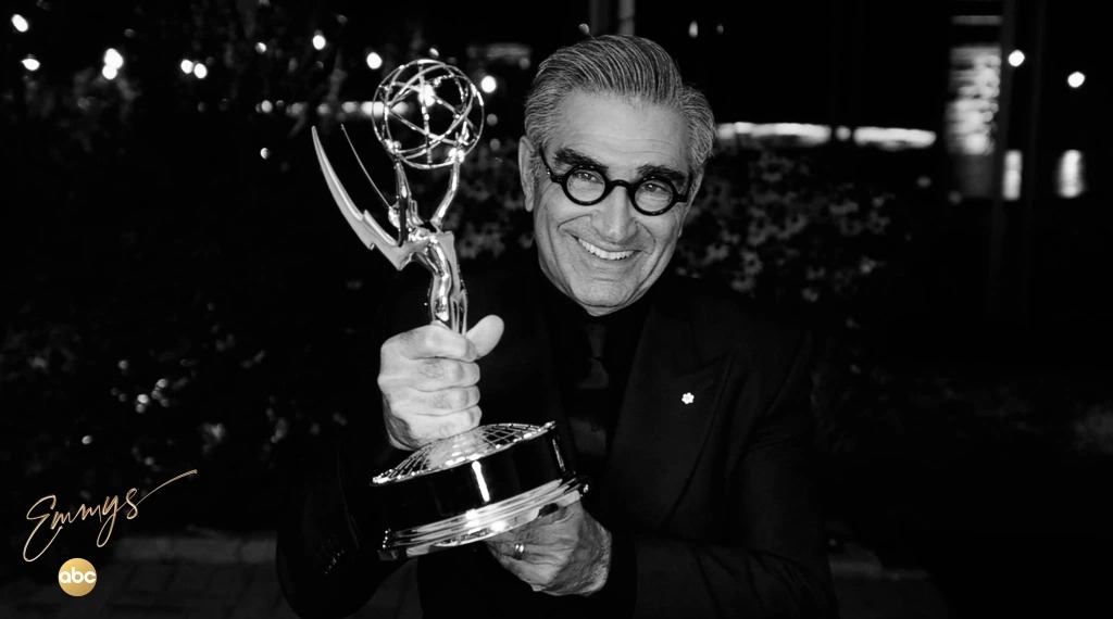 SchittsCreek's tweet photo. it's the most wonderful time of the year... Eugene Levy's birthday! 🥳 join us in wishing the backbone of the Rose family a wonderful day! https://t.co/fdTEpGTPGf
