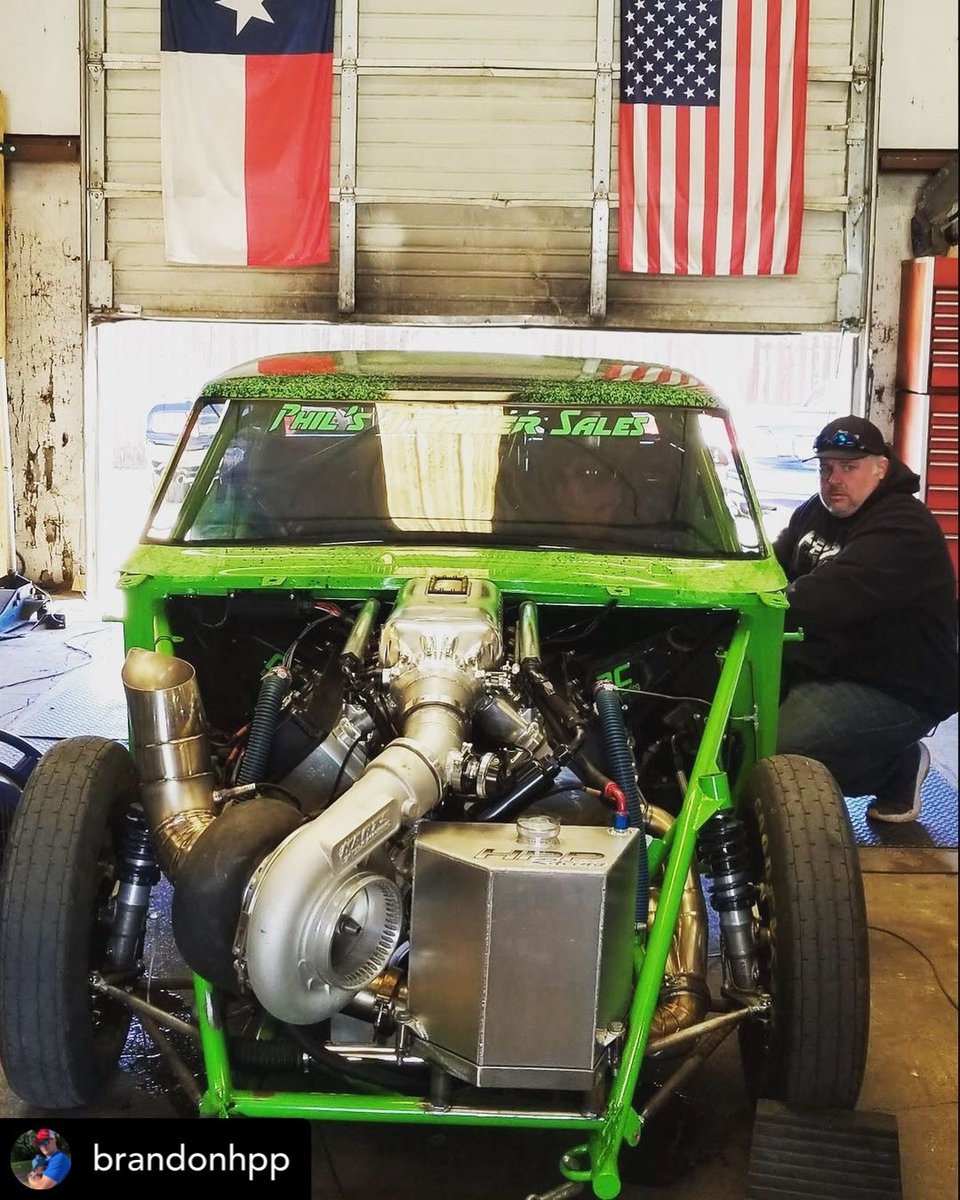 HPLOil's tweet photo. Day 4 of 12 days of Christmas highlight is none other than Mr. Shawn Wilhoit and his Mistress 😎🤘🏼 BEAST of a car uses HPL Motor Oil, HPL Pro ATF, and HPL Gear Oil.

20% off lubricants &amp; FREE SHIPPING on a case! #getyousome #hploil #teammistress #mistress #tunedbymanny #hppracing https://t.co/7ERLA8EUy8