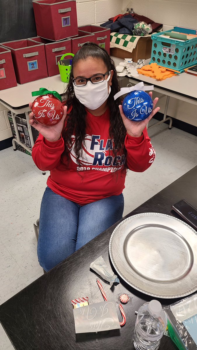FRMSEagles's tweet photo. A Christmas Ornament Making Class hosted by our very own Eagle of the Month, Coach Syntara Tyler. She brought Christmas cheer to our Eagle family and we love her and appreciate her energy and compassion for our students, faculty, and staff. #FlatRockForward #EagleNation https://t.co/r43BfvIkXY