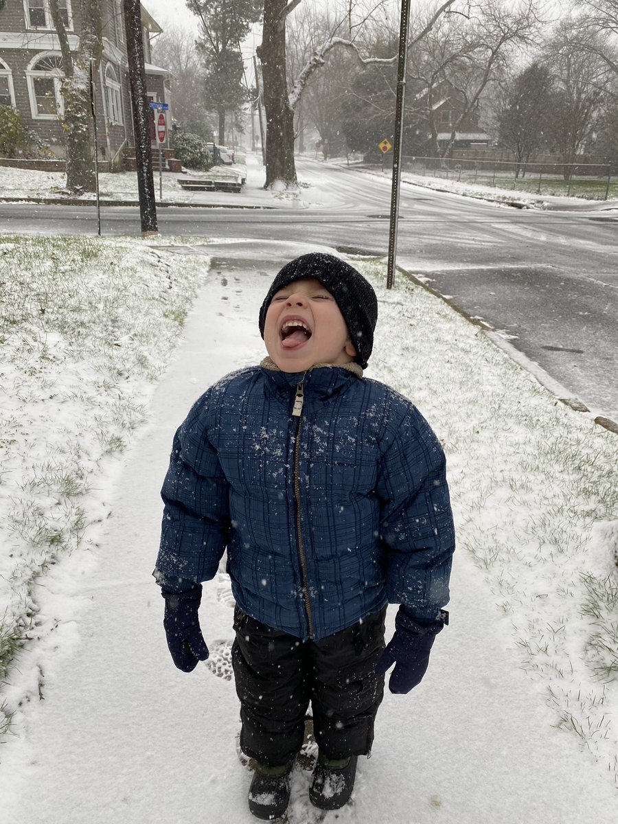 We had a fun Walking Wednesday in the snow <a href="/CollsOakCares/">Collingswood Self Care</a>!