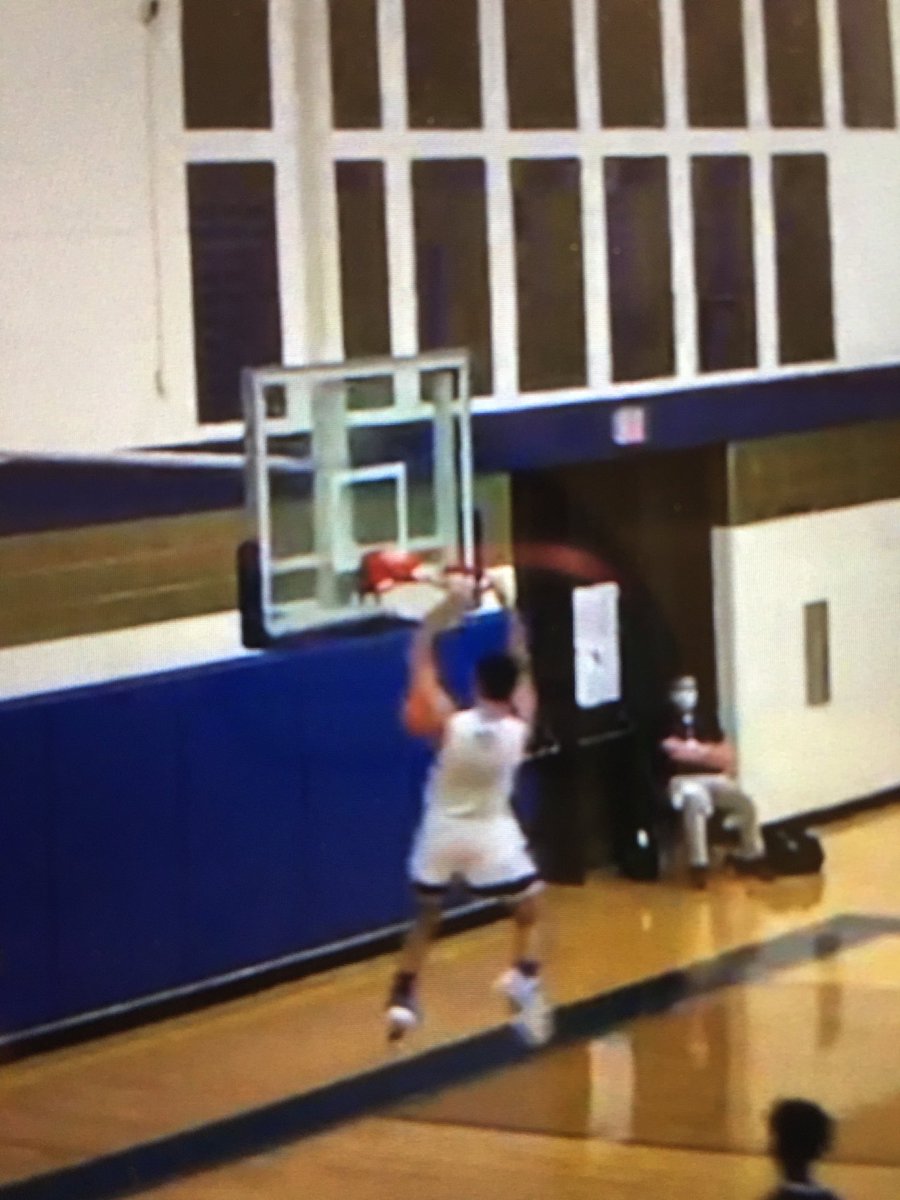 ⁦<a href="/d17_ramirez/">Dylan Ramirez ™</a> ⁦@CenturionHoops⁩ .....fear the beard 🧔🏻