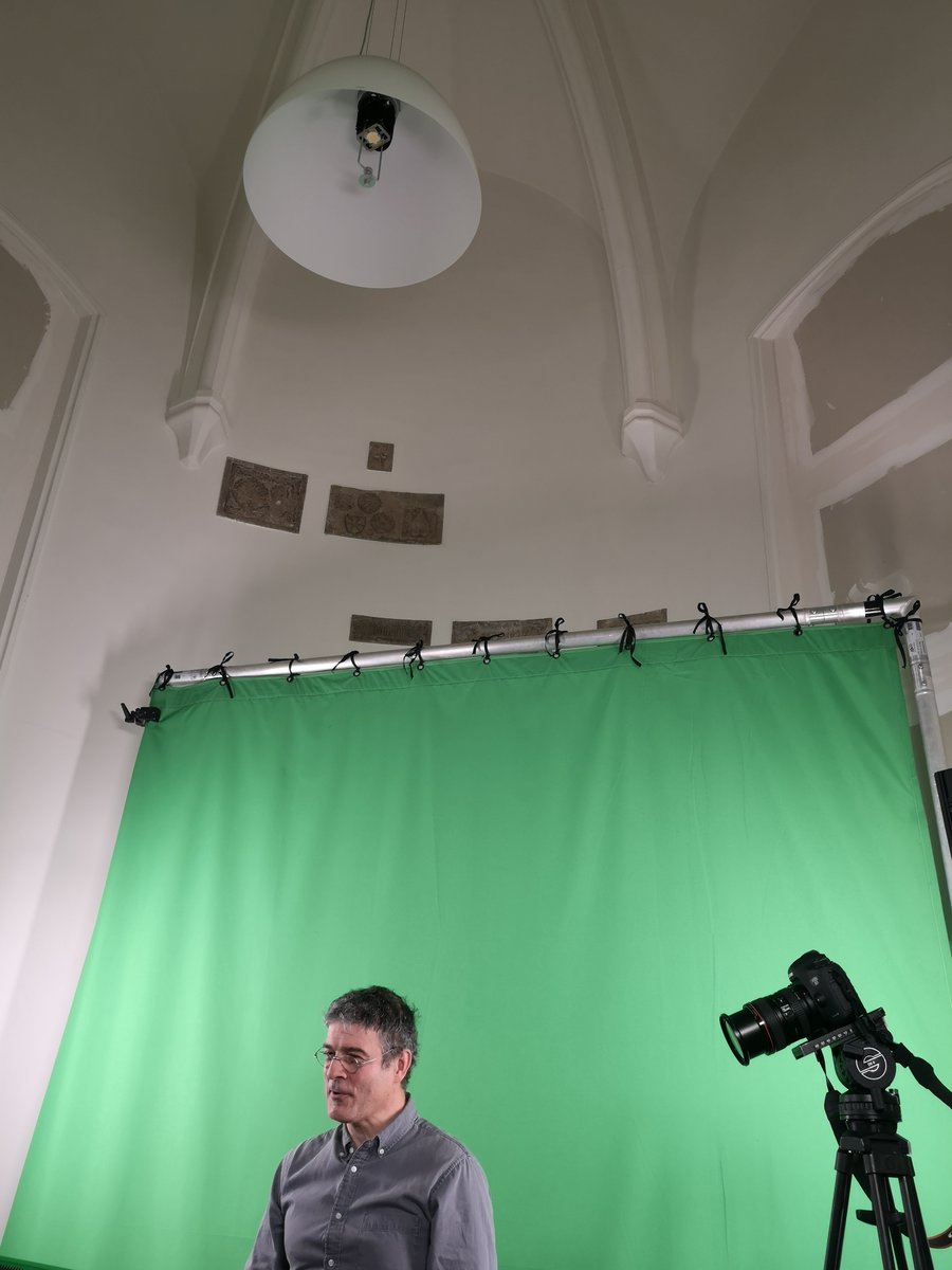 guichard_sophie's tweet photo. Clap de fin ds le studio #confiné ds la tour du Moyen Age @LeCnam, en janvier on inaugure le #StudioLabs!
📆RDV en avril 2021 pour découvrir sur @FunMooc le nv📍📌#MOOC @ComptaMooc @CnamIntec👉#management #comptable &amp; #financier au service des #décideurs av D. Doriol &amp; G. Novak👍 https://t.co/zLymlfSbrr
