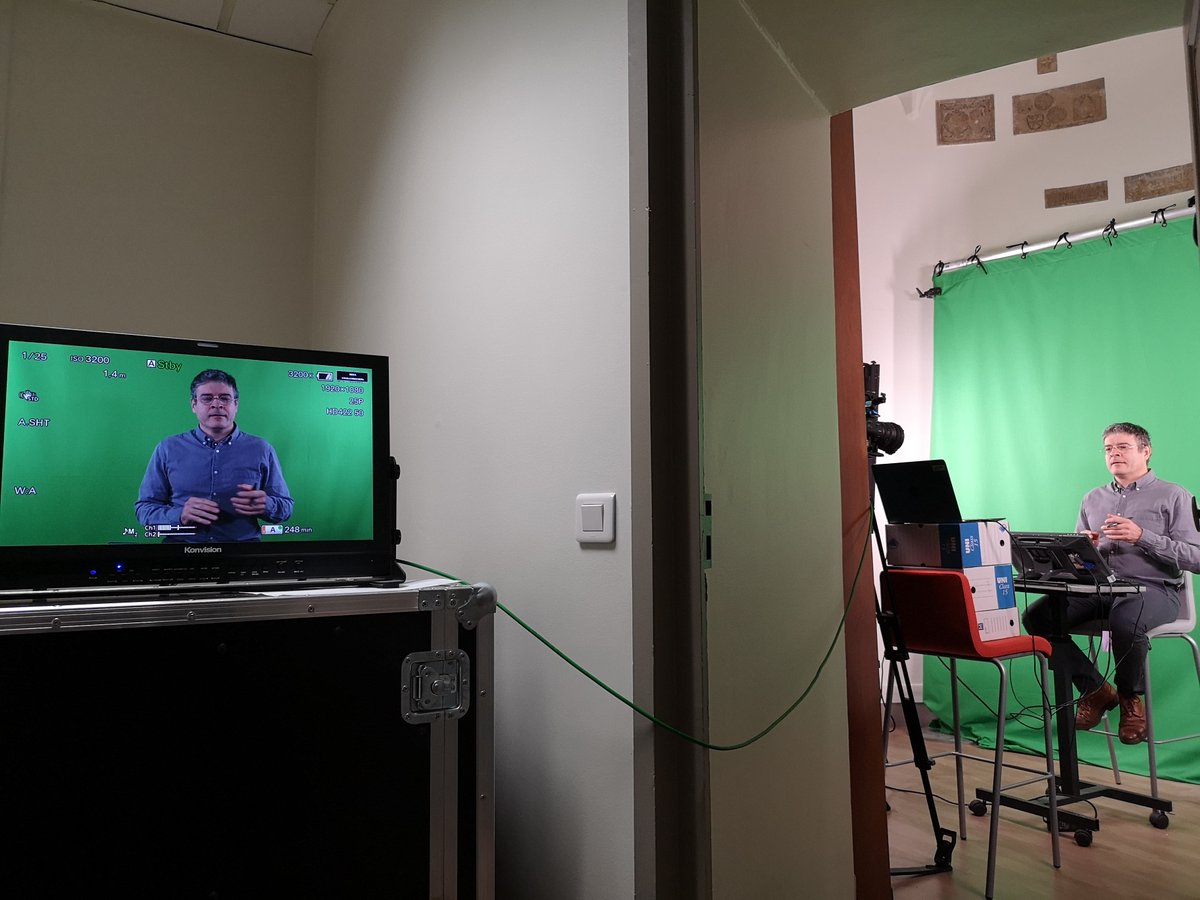 guichard_sophie's tweet photo. Clap de fin ds le studio #confiné ds la tour du Moyen Age @LeCnam, en janvier on inaugure le #StudioLabs!
📆RDV en avril 2021 pour découvrir sur @FunMooc le nv📍📌#MOOC @ComptaMooc @CnamIntec👉#management #comptable &amp; #financier au service des #décideurs av D. Doriol &amp; G. Novak👍 https://t.co/zLymlfSbrr