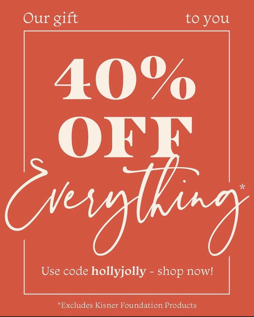 landofthee's tweet photo. From all of us @landofthee to all of you. Our biggest sale of the year🌲 🎁 #landofthee #thefabricofyou https://t.co/3QW1C0EJXE