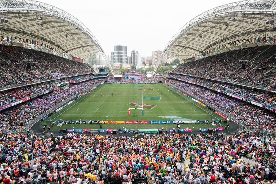 Some more bad news #BlitzBokke and <a href="/WorldRugby/">World Rugby</a>7s fans... 

<a href="/HongKongRugby/">Hong Kong China Rugby</a> and @WorldRugby have mutually agreed to postpone the 2021 <a href="/OfficialHK7s/">Hong Kong Sevens</a> tournament from April to November, due to the #Covid19 pandemic.

Read more: blitzbokke.com/2020/12/17/hon…