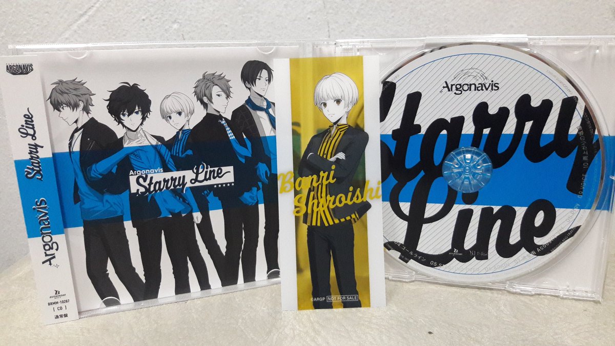 0ikawaii_'s tweet photo. It's FINALLY HEREEE~~ 😭💙 I'm so happy rn. Months of waiting and waiting and NOW I HAVE IT IN MY HANDS gkmgkfmg im speechless 😭 thx Argonavis~~ a lot of love from Argentina 🇦🇷💙 #Argonavis #ArgonavisFromBANGDream #Banri #BanriShiroishi #白石万浬 #StarryLine https://t.co/at9aGM9daf