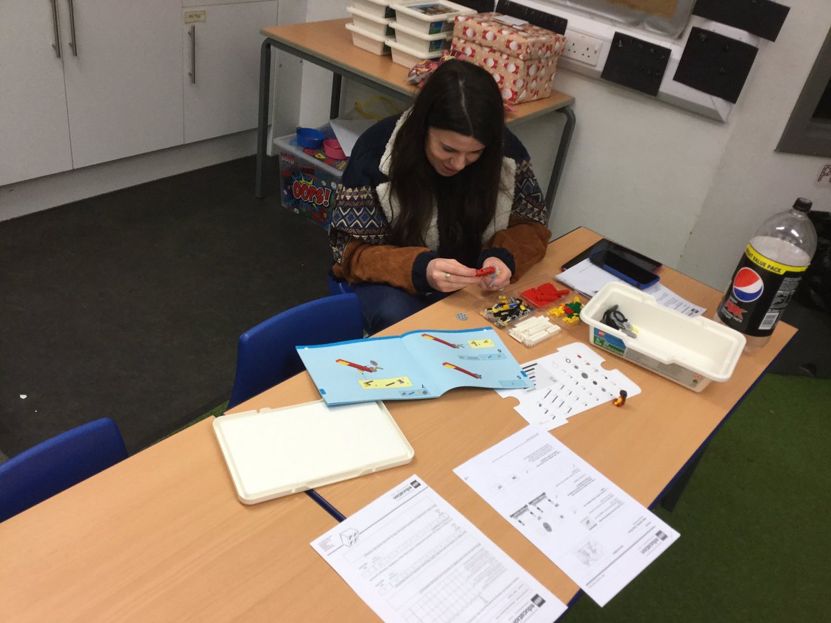 BollinPrimSTEM's tweet photo. Another brilliant Lego training session for the KS2 teachers yesterday evening. I know the KS2 children will love the Simple Machine set in the new year. Thank you @bollinpta for funding the kits 😊 https://t.co/rzCTQQYgXh