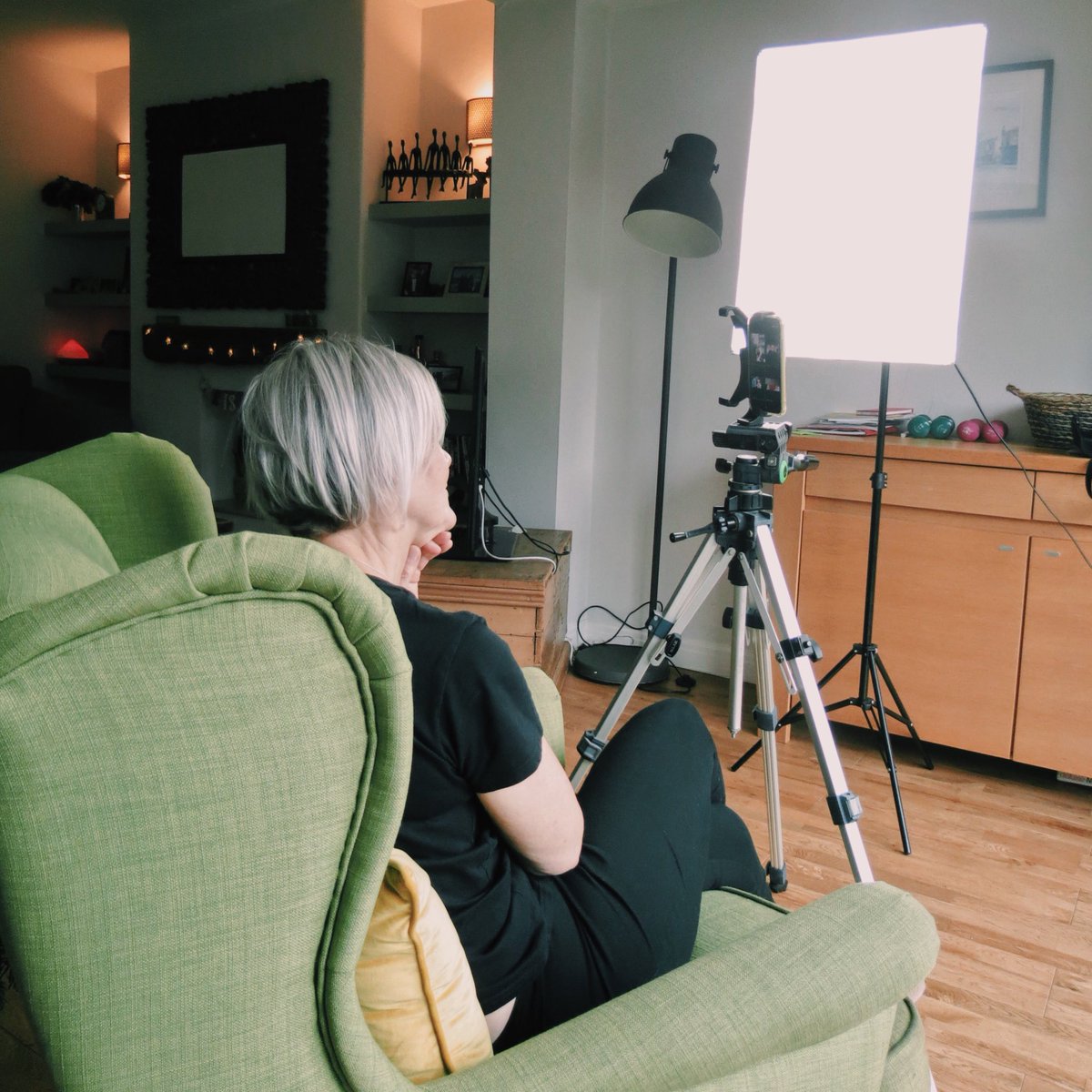 themumexpert's tweet photo. Just finished our Meet the Expert slot in Chatty Mums Club with Katy Bradbury. Katy is a motherhood nutritionist who has imparted loads of knowledge on us today!
If you’d like to join Chatty Mums Club, drop me a message👋
#motherhood #mumlife #mumsoftwitter #Lockdownmum https://t.co/w4AffDwVpZ