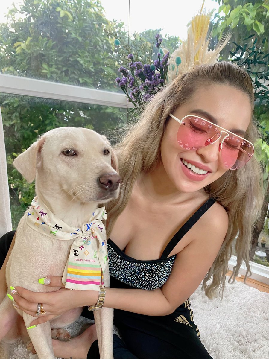JelaiAndres's tweet photo. I miss you my Popoy ❤️🐶 Stray dog no more 🐶 Pogi ni Popoy ko 😘 see you soon. Miss ko na mga babies ko 🥺  #Rescuedog #Aspin #Straydognomore #JelaiAndres https://t.co/HksTgNOBhV