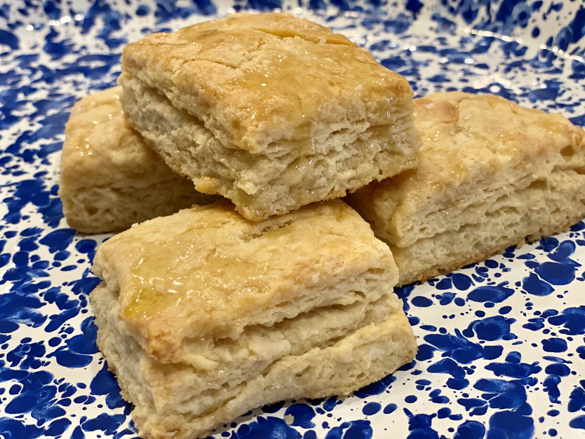 apexculinary's tweet image. Layers on layers on layers. 🍯 #quickbreads #southernbiscuits #buttermilk