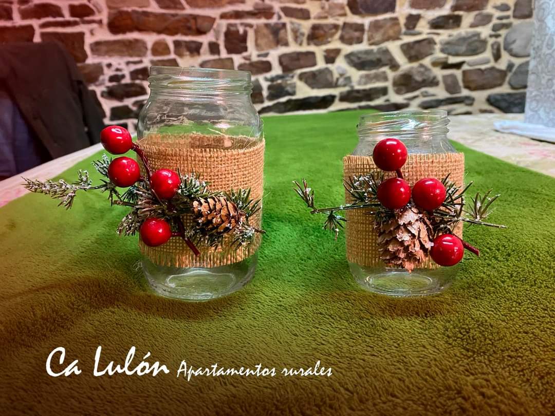 CaLulon's tweet photo. Ya tenemos a la esperada #Navidad a la vuelta de la esquina...

🎄✨¿Y tú? ¿Has adornado ya tu hogar? Nos encantaría ver tus fotos.

🏡 https://t.co/DRE8T7h102
+34 650764660 / 609214054
¡Os recordamos que disponemos el distintivo de #turismo seguro!

#Asturias #yerbo #relax https://t.co/b5tDmAKbXf