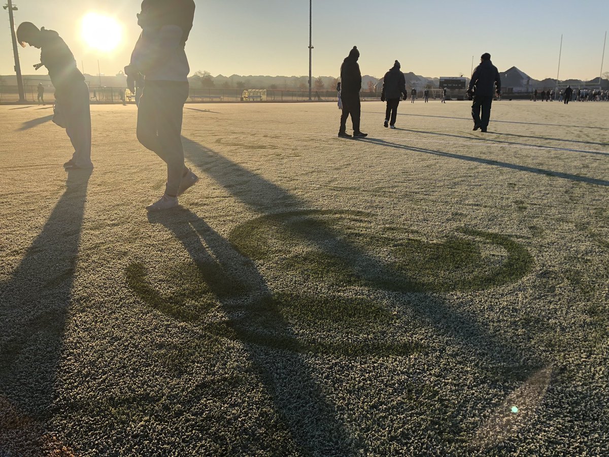 ProsperEaglesFB's tweet photo. ❄️Football in December is a beautiful thing.🎅
#FrostAngel #DYJ #14days #Round2 #KeepTheFamilyTogether https://t.co/bnpK8ivesf