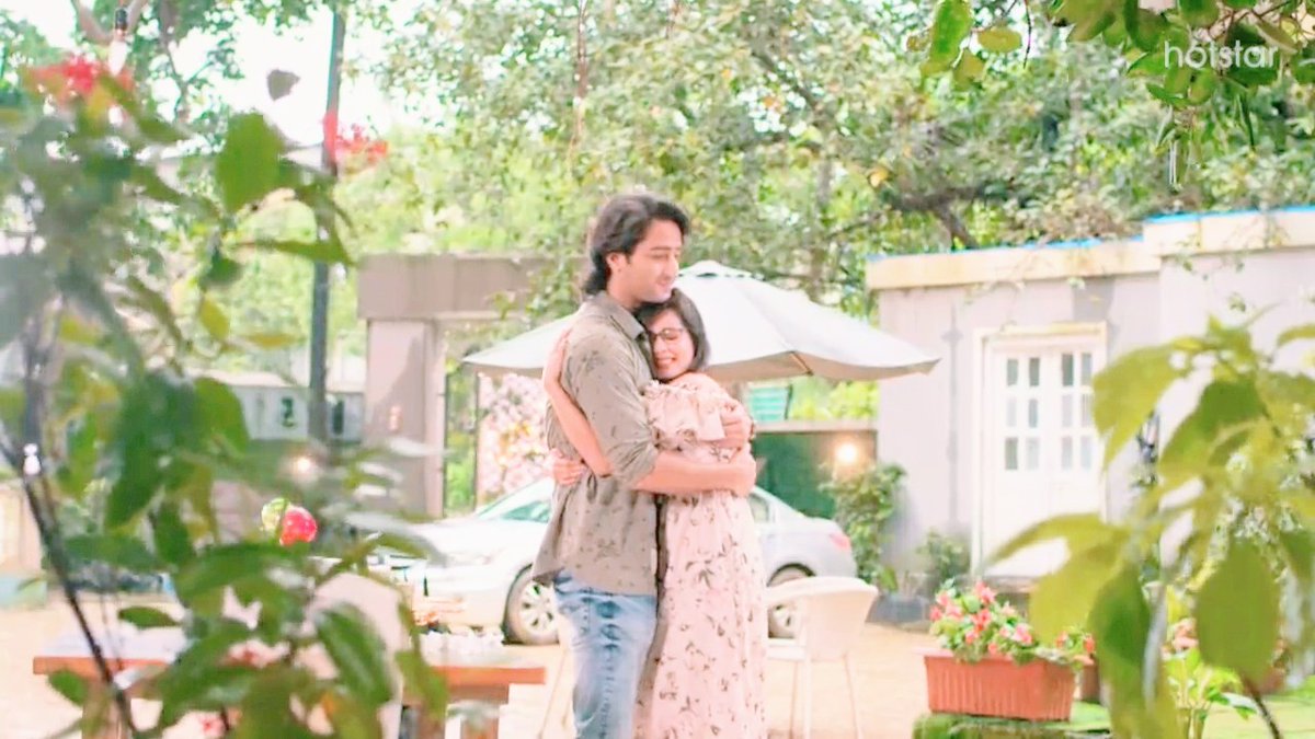 _summerstars_'s tweet photo. It has been 2 months since they left us but they have given us such beautiful memories to cherish which can never fade away...💫

And hopefully we will get our #MishBir back!🤞🏻✨

#ShaheerSheikh #RheaSharma #YehRishteyHainPyaarKe https://t.co/ebCLjeYH3M