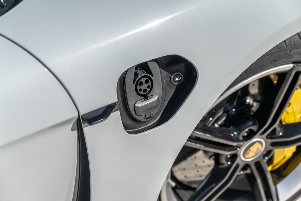 Battery costs down so much, EVs could soon cost the same as gas cars: crdrv.co/R72brl8