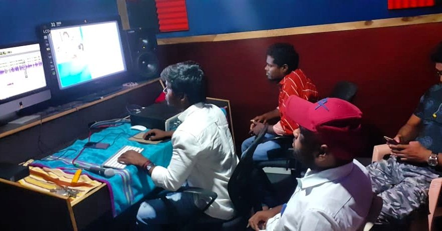 surendergyadav's tweet photo. Pics from #virahammovie #postproduction 🔥
#makingstills
..
#surendergyadav
#nscpictures
@surendergyadav
@JeevanR37517998
@SekharMopoori
@Prashan905907
@DharmaS03800024 https://t.co/LWnerWPWel