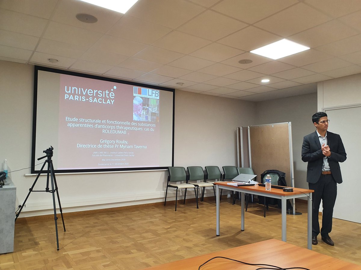 MyriamTaverna's tweet photo. En ce moment soutenance de thèse @gregory-rouby, sur les #anticorps monoclonaux @umr8612 #teamPNAS https://t.co/DCcPpfe1Ta