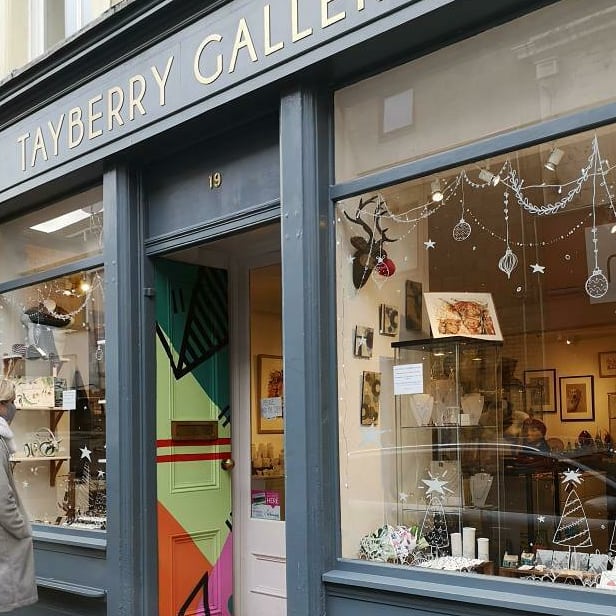 LimeTree_ABN's tweet photo. #supportlocal
No.8 @TayberryGallery 
A delightful shop in #Perth and a personal favourite. My husband will be pointed in this direction over the next few days! 🤣 It's full of beautiful #jewellery, #scarves, #artist, #ceramics, #gifts and more. ❤
#shoplocal #giftshop #perthuk https://t.co/V3xxL3BFuX