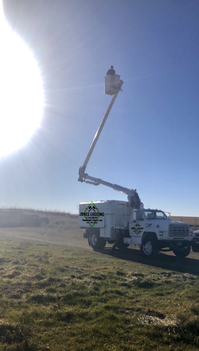 That’s one way to get an aerial type view of a finished logging job.
Sidenote: Anyone have any recommendations on a good drone to take pictures with? 😏 #trees #boomtruck #logger #logging #treeservice #iowa #drone