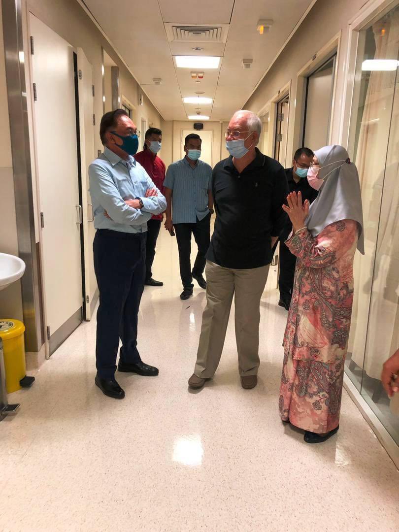 Anwar Ibrahim tweet media