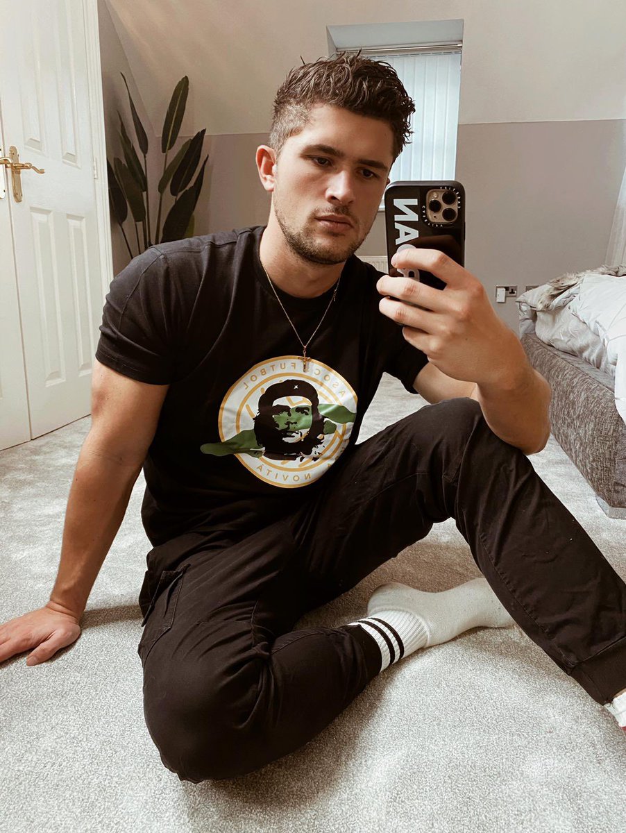 novitaclothing's tweet photo. @JordanWeekender at home rocking our Revolución de Futbol Tee 🔥🔥
.
.
Get yours now from https://t.co/3jbAGPAwdu 👌 https://t.co/3XoAGUeAr5