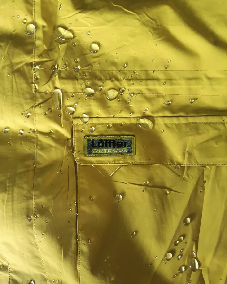 amongdagang's tweet photo. Loffler Mountain Parka
Size 100/L
#readyamdg

High Waterproof
Windbreaker
9 Pockets
Left Pocket

Good condition/ Used / 2nd
Warna pekat
Kondisi 98%

❗❗Harga?? Tanyakan❗❗

Info &amp; order:
Fast respon WA 089649467242 https://t.co/N5gJnjHQJx