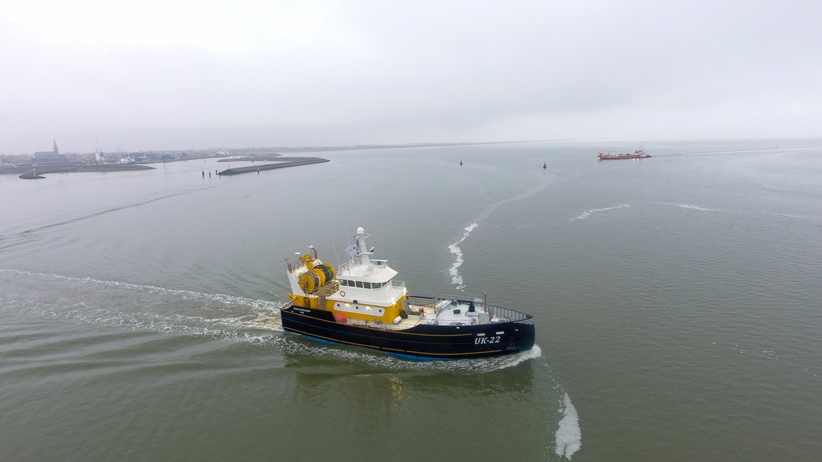 Bijzondere klus voor de staalvreters van <a href="/VCU_NL/">VCU</a>. De refit en verlenging (1 meter) van UK 22 - Stella Polaris. Bijzonder omdat alleen onderwaterschip, motor, schroef en schroefas werden hergebruikt. Voor de rest alles vernieuwd! Ga er maar aan staan!

urkmaritime.nl/nieuws/vcu-lev…