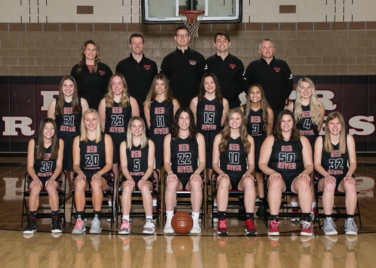 RRHS_gbb's tweet image. Your 2020-2021 Roughriders🏀
#NewTeam #SameVision #EAT