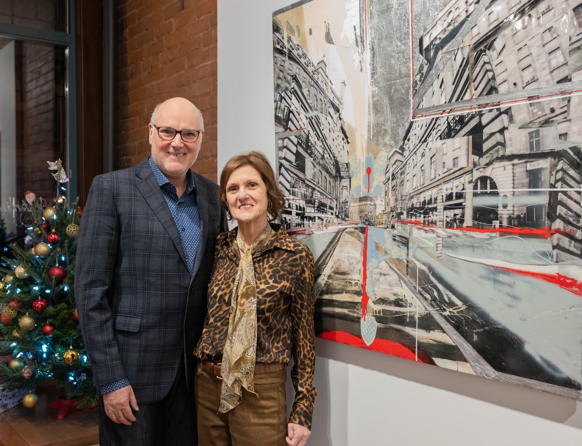 efleckgallery's tweet photo. Wishing you and yours a wonderful holiday season and a happy new year!We want to offer our sincerest gratitude for your continued support. We hope you take the time to relax and create on the future.
Wishing you the best this holiday season. From the Elaine Fleck Gallery. https://t.co/TB88t38jRJ
