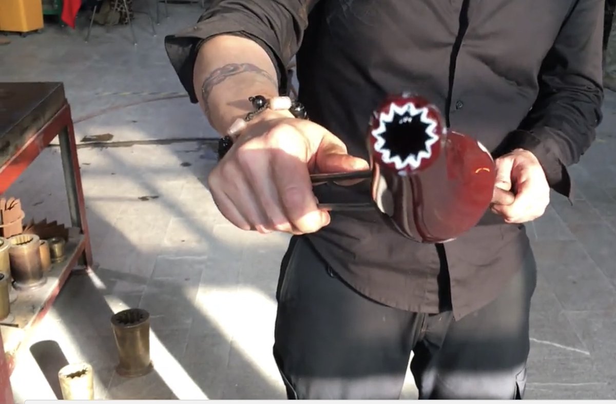 🇮🇹 L’Arte delle perle di vetro è Patrimonio Culturale Immateriale #PatrimonioMondiale #Venezia #ICH #CNIU🇬🇧 The Art of glass beads is in the Representative List of the Intangible Cultural Heritage of Humanity #UNESCO >>bit.ly/3ajwCAx #ComunediVenezia #RegioneVeneto