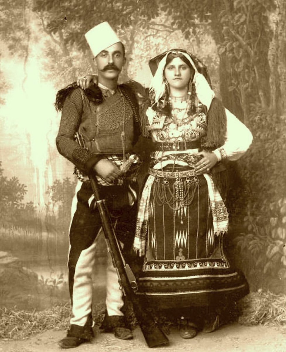 TeamAlbanians's tweet photo. Traditional Albanian costumes, 1903  

📍 Malësia e Madhe https://t.co/AvUHkVUaO5
