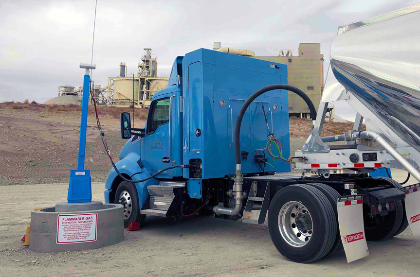 ConcreteProduct's tweet photo. #CalPortland has staged 24 CNG-fueled tractors with double bulk trailers along a slow-fill island station & related fueling infrastructure at its Oro Grande plant. The new fleet will reduce GHG #emissions up to 10,000 metric tons.
Read more: https://t.co/xPNyHY63kF
@CalPortland https://t.co/PYxt8DFi3C