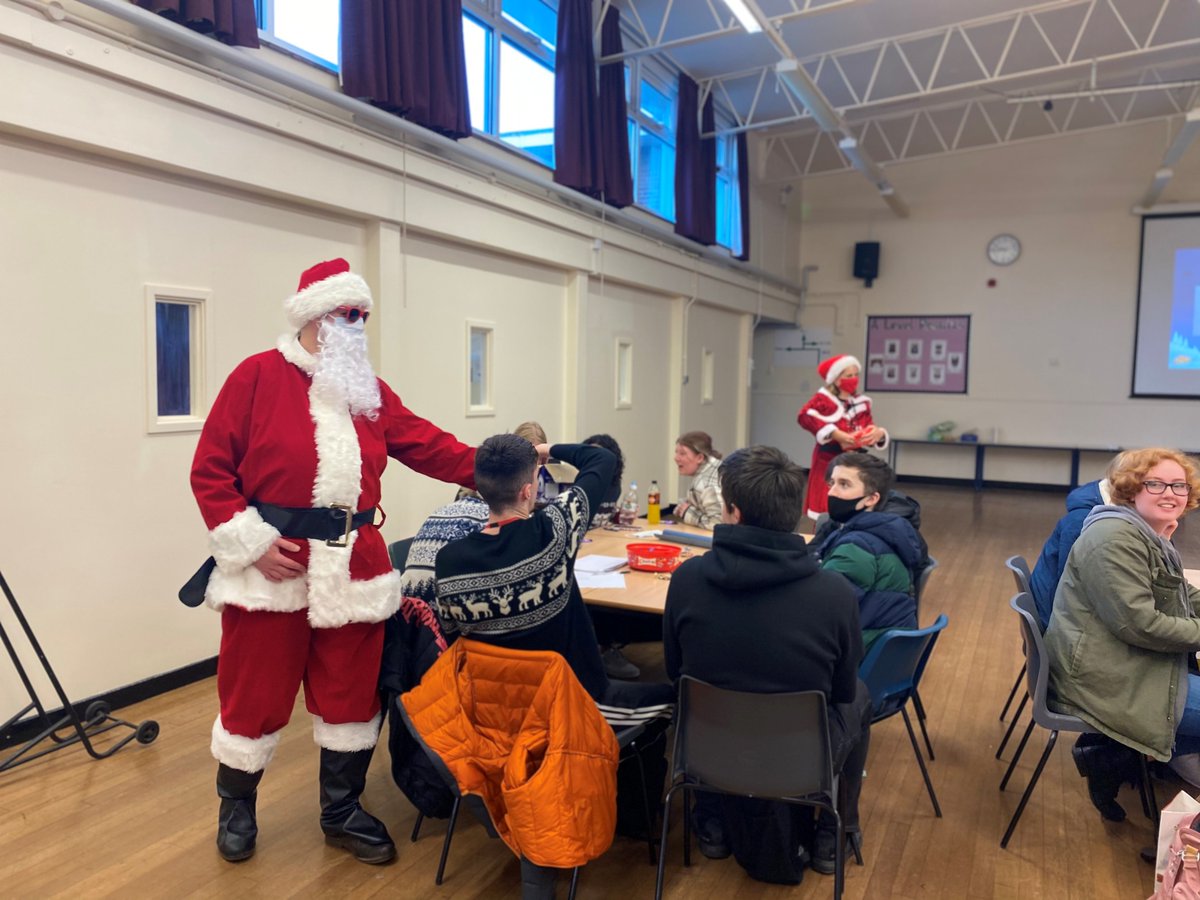 Sixth Form got a visit from Santa this afternoon whilst doing the Christmas Quiz! <a href="/CFSAcademy/">Colonel Frank Seely Academy</a>