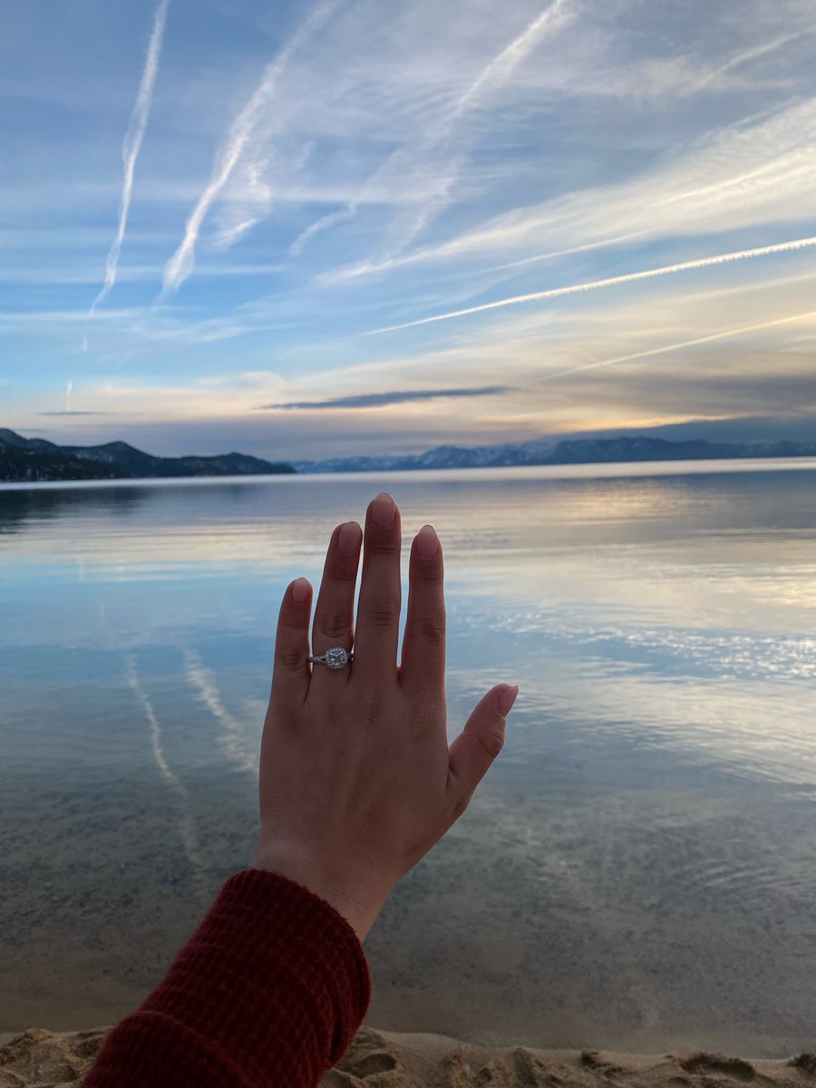HowesEl's tweet photo. I don’t think I’ll ever get over this day💍🥺 https://t.co/CSWwpSucvD