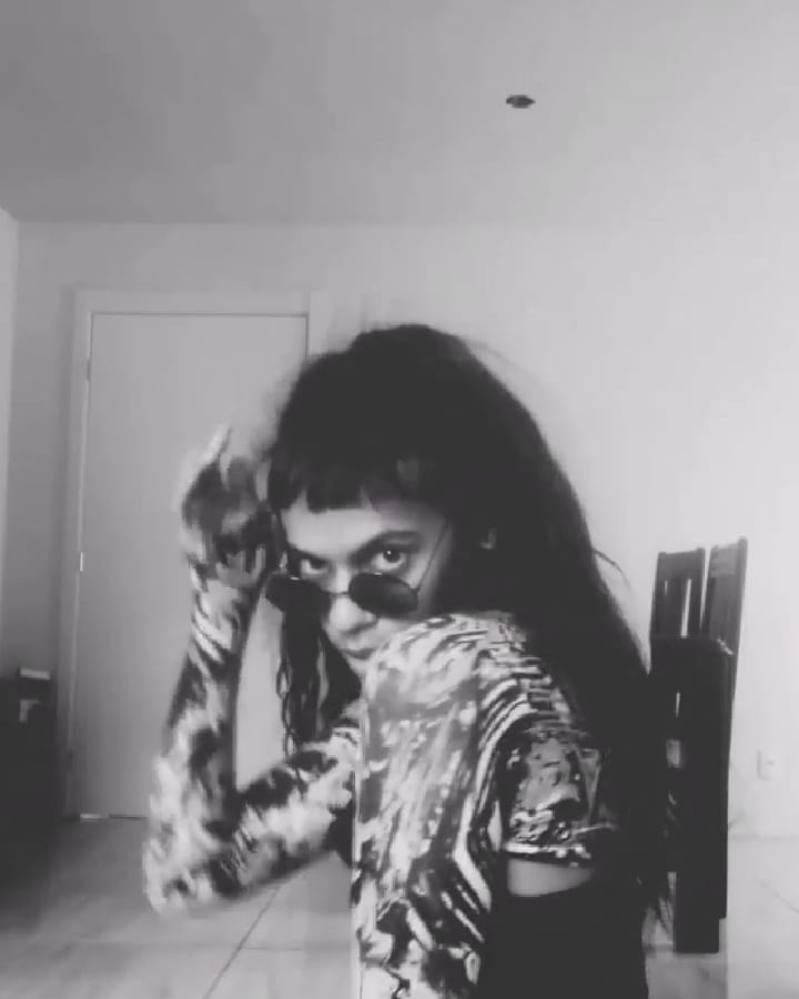 UellerAmaroo's tweet photo. TBT: Gravação video art de Racha. 😎🎬
.
.
.
.
.
.
#tbt #thursday #vsco #vscobrasil #vscocam #vscogirl #blackandwhite #photooftheday #photography #art #arte #artistsoninstagram #conceitual #conceitualphotography #gay #nobinarie #semrotulos https://t.co/Tx9FC2x6A1