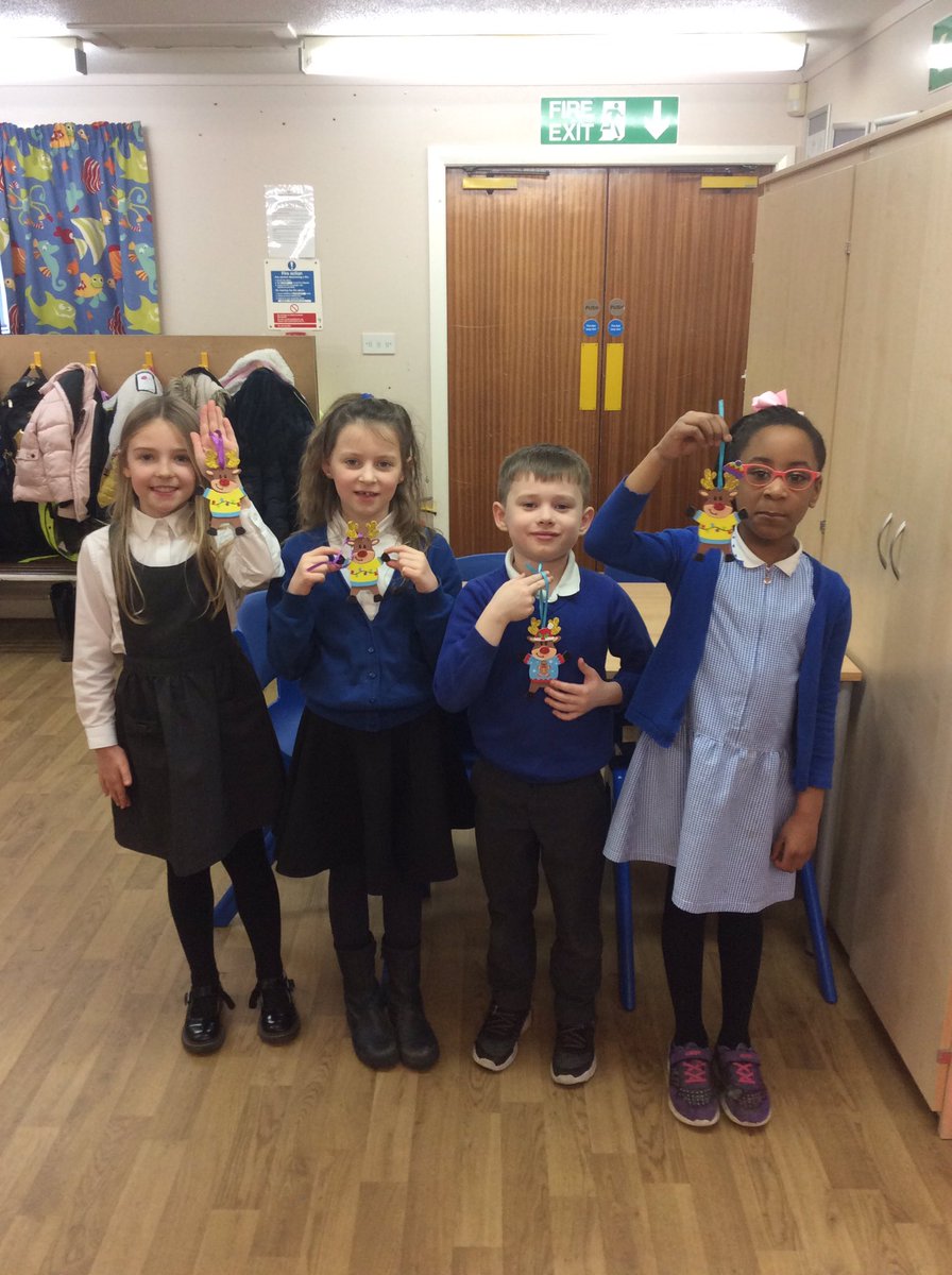 MrBryce20's tweet photo. We had a great time this afternoon decorating reindeers for our Christmas trees at home 🎅🏼🎄 @DanestoneP https://t.co/NtjTAb3fKV