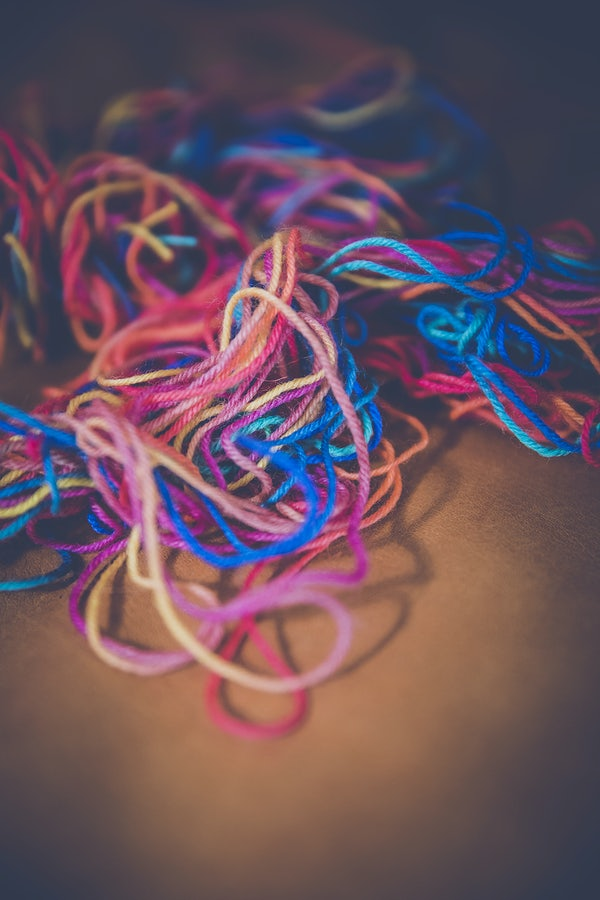 There are two of us who write 98% of the tweets on here, and we're both off from tomorrow until the new year. Before we go, we wanted to leave you with *a final 2020 THREAD* about 2020, and us, and YOU...