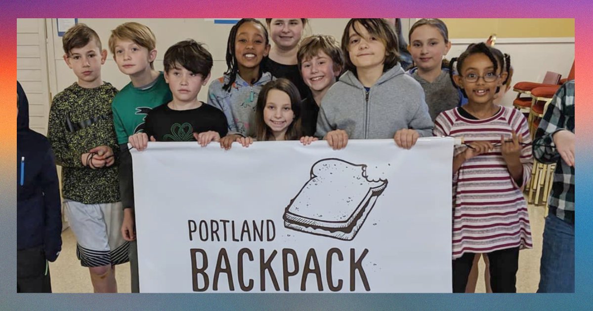 gradybritton's tweet photo. Spotlight: Serving children who are at risk of hunger @PDXBackpack currently partners with 6 Portland public schools to provide food sacks for weekend days when food scarcity is higher, and this nonprofit is still caring for the community during COVID-19. https://t.co/8Npm9lWXLB https://t.co/gLqEKQHjTu