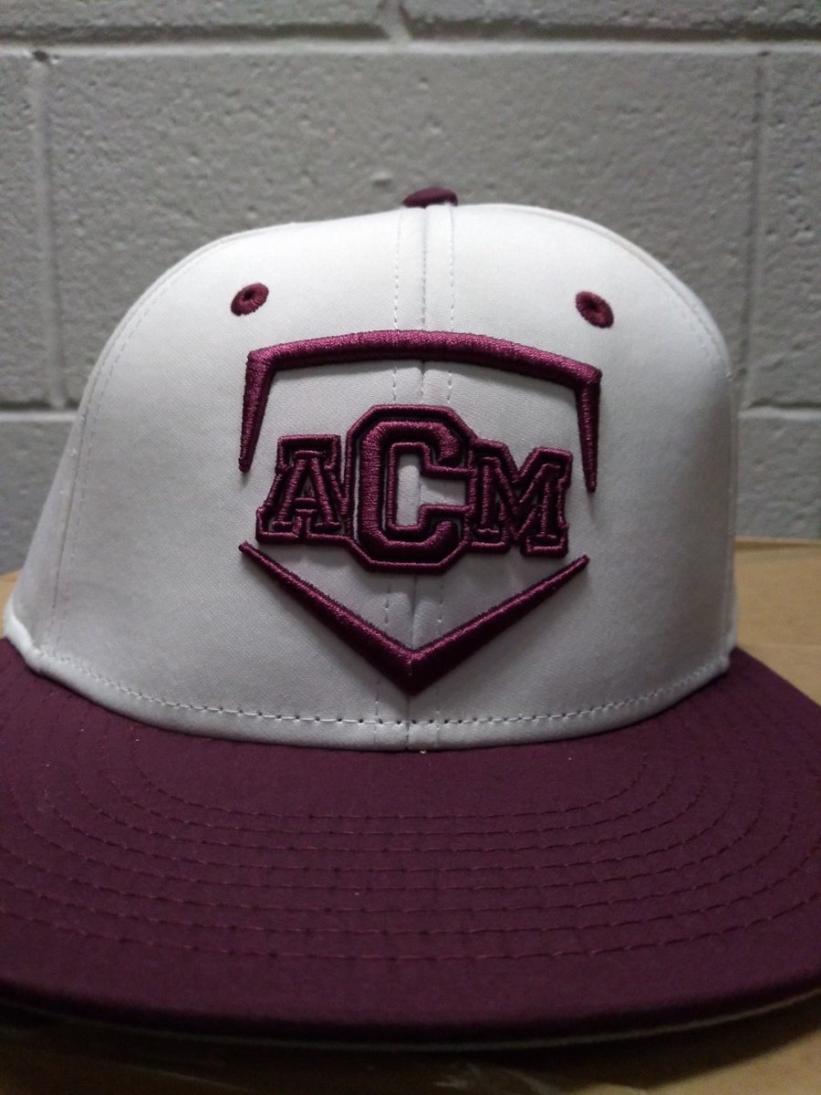 thsbcaStar's tweet photo. @zephyrhats @Nike @RichardsonCap @pukkainc
@UnderArmour https://t.co/P1iGmKTD4Z