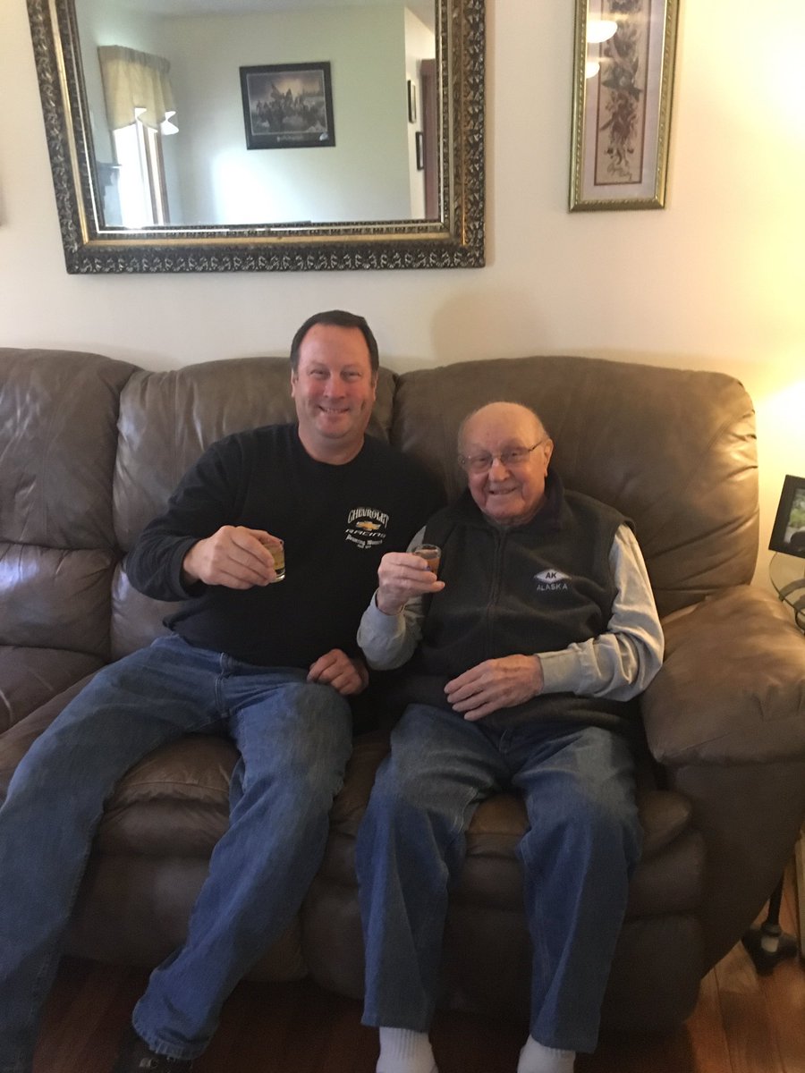 s_karbowski's tweet photo. #GiftOfSox @RedSox Would love to get some signed Christmas presents for my grandparents! They watch every single game and have been life long fans! ⚾️❤️ https://t.co/Xbf9n58CXn