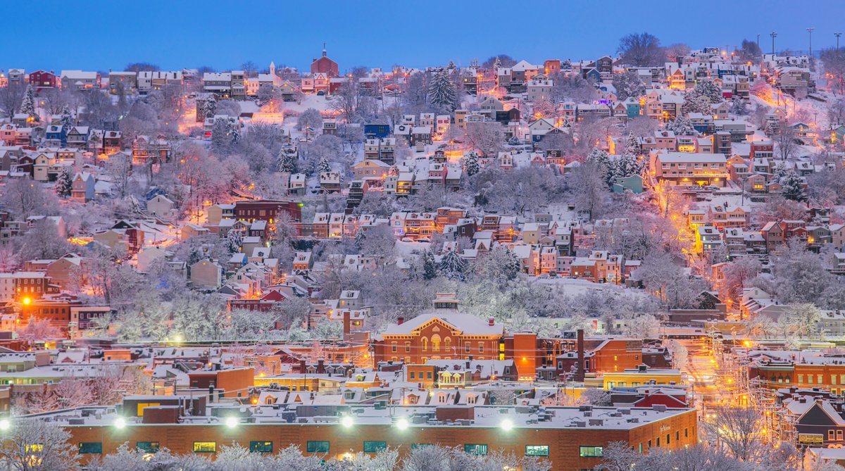 DaveDiCello's tweet image. Capturing #Pittsburgh this morning was like capturing a whole bunch of paintings. The snow covered trees and rooftops made for some absolutely incredible views, like this one of the South Side Slopes under blueish/purple skies. Definitely my favorite image of the recent snowfall.