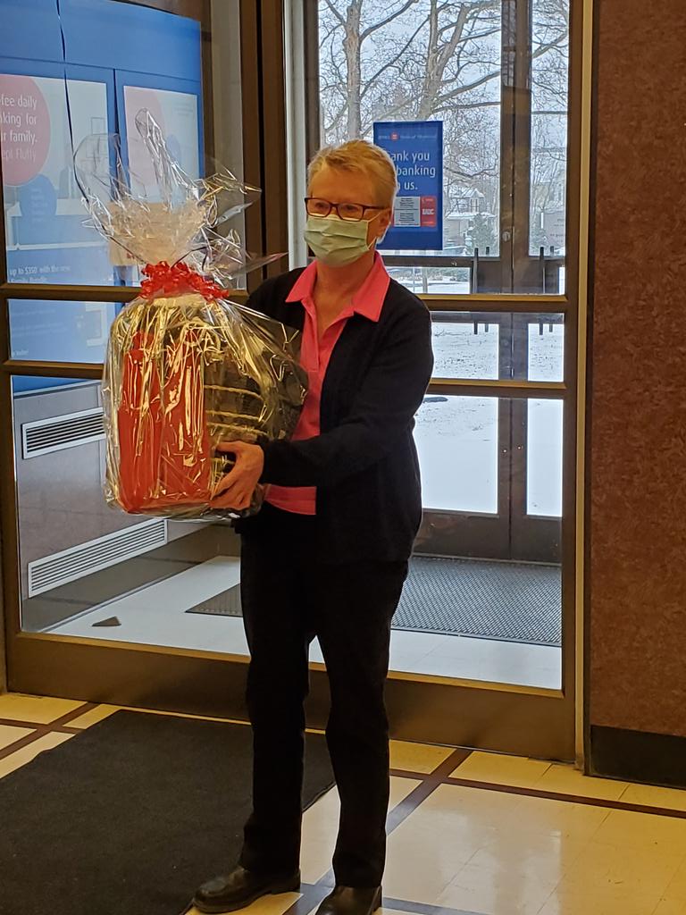 All the vest Tina Anderson on your retirement from BMO after 17 years. You will be missed. #bmo