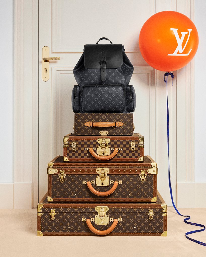 Louis Vuitton on X: An adventure awaits. Elevate daily outings with a  timeless #LouisVuitton travel bag like the Monogram Eclipse Trio backpack.  Discover more #LVGifts at    / X