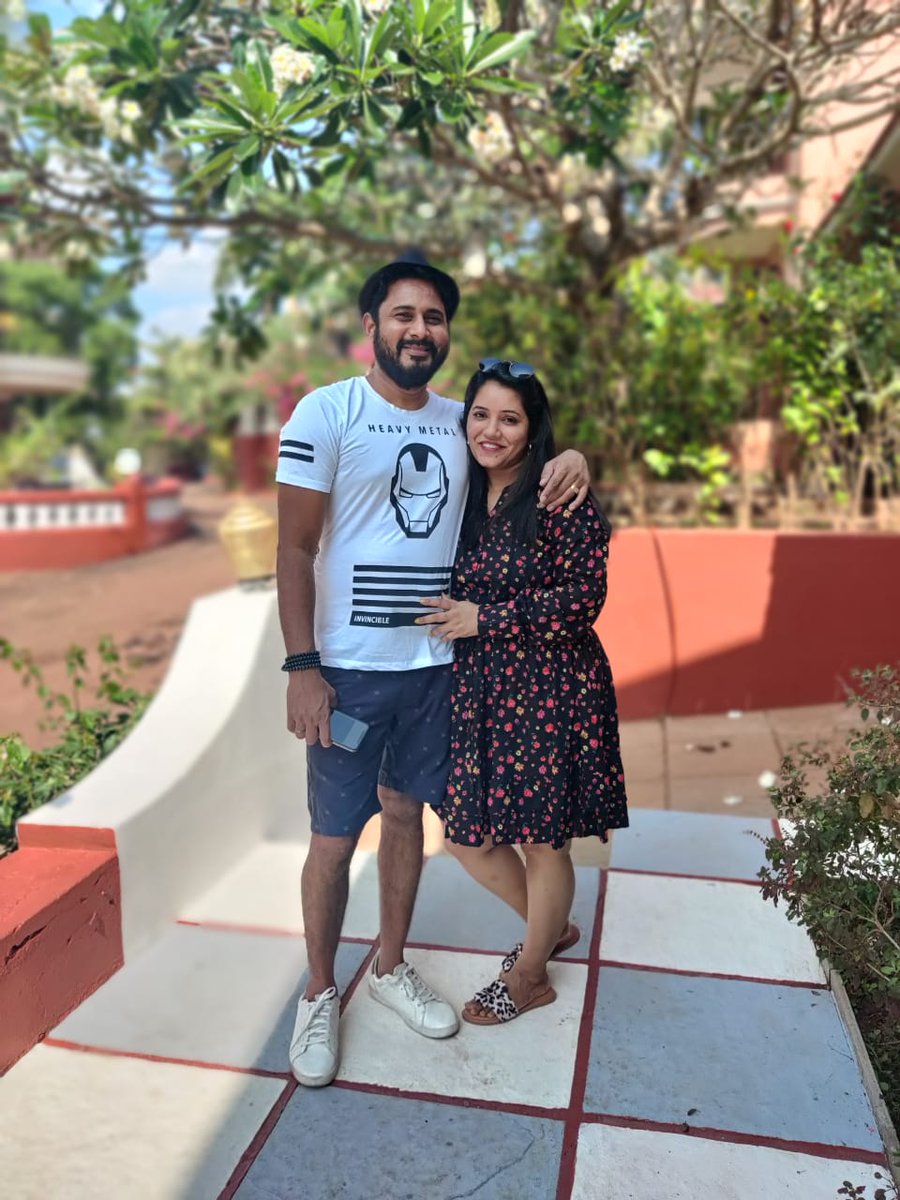 KartikeeYadav1's tweet photo. Just another day in Paradise with family and friends!❤
#goa #goadiaries #family #friends #Paradise #vactiontrip #muchneededbreak #couplegoals #exporinggoa🌴 #goafun #instadaily #instagood #instatravel https://t.co/RBMrKkuqS7